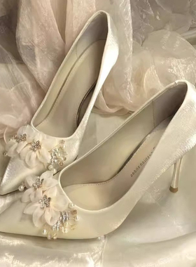 2024新款婚纱新娘婚鞋法式绸缎水钻双生花尖头细跟高跟鞋女不累脚