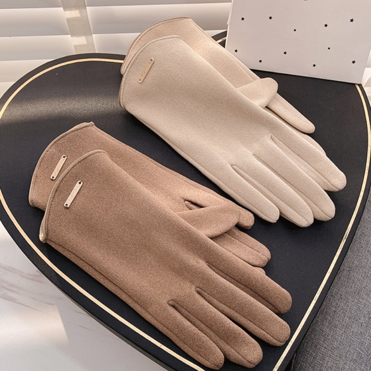 手套冬季女士薄款加绒天开车触屏
