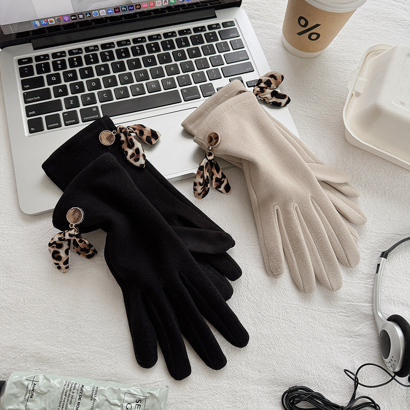 手套女款秋冬天防寒加绒加厚