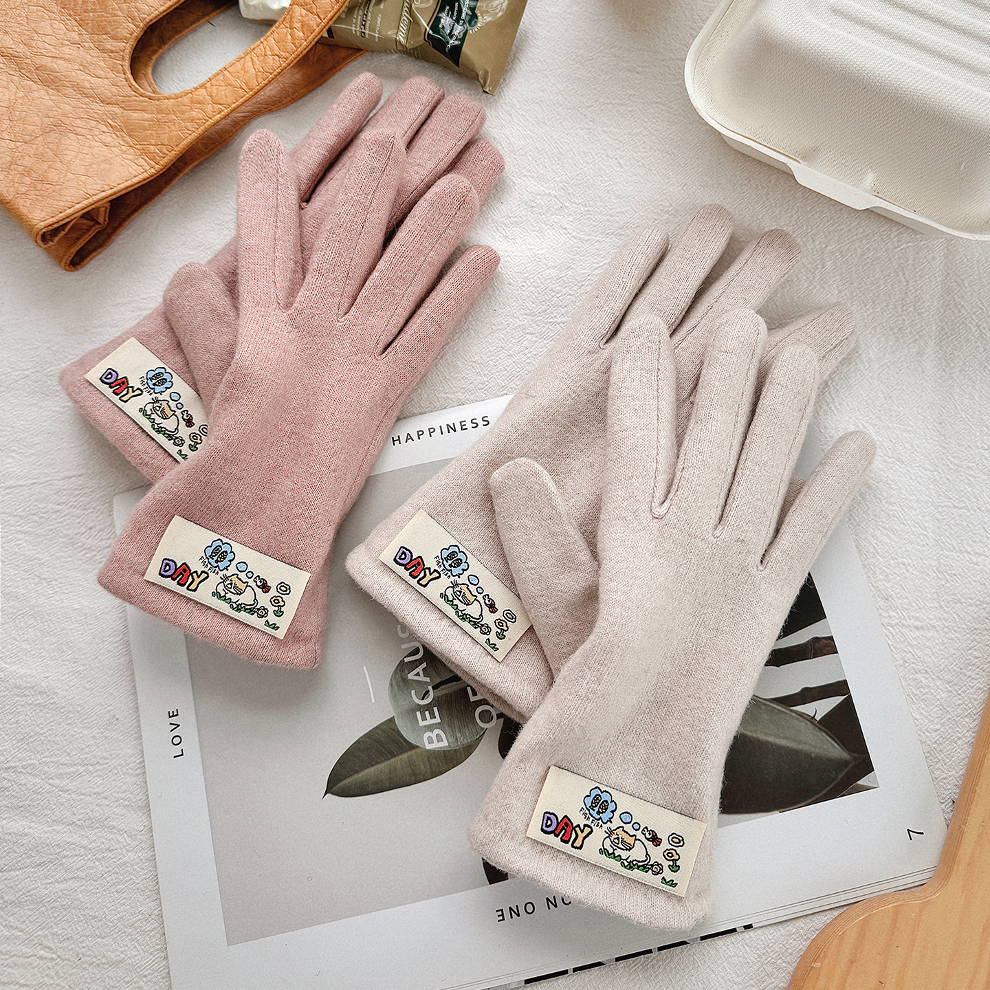 手套女款秋冬天防寒加绒加厚