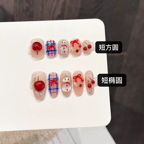 樱桃雪人新年手绘显白穿戴甲