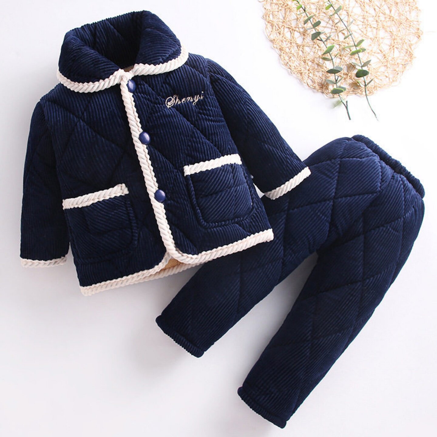 儿童冬季法兰绒宝宝加厚睡衣夹棉2一3岁女童5珊瑚绒6加绒男家居服