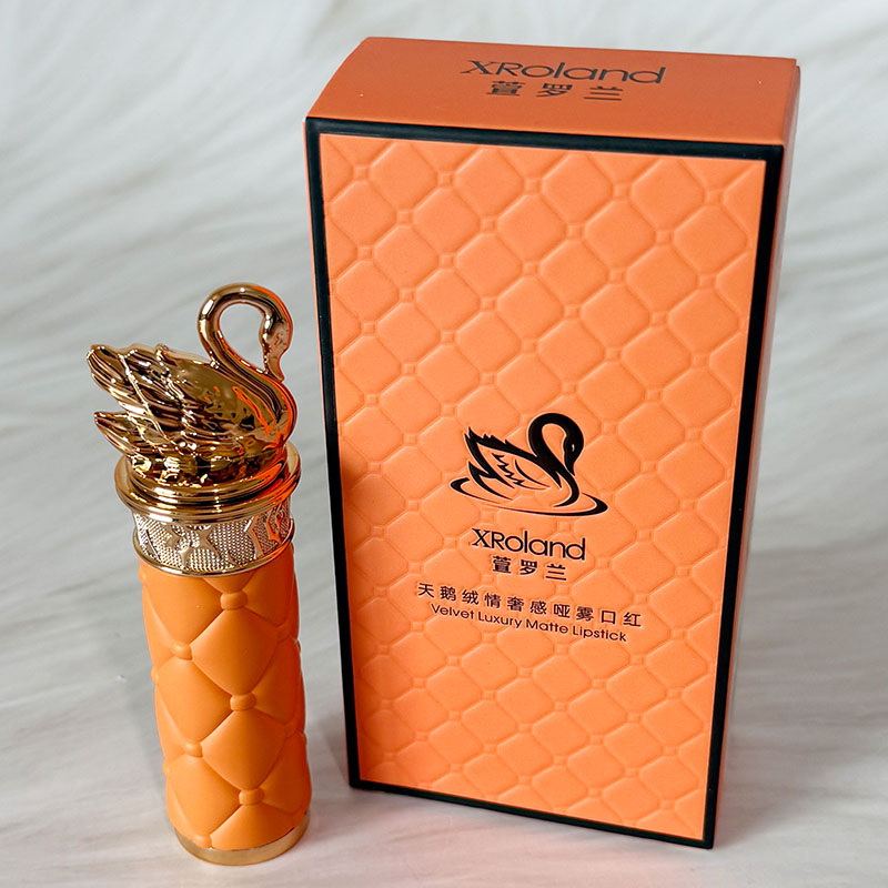 XRoland萱罗兰天鹅绒情奢感哑雾口红 防水易上色不易脱色自然立体