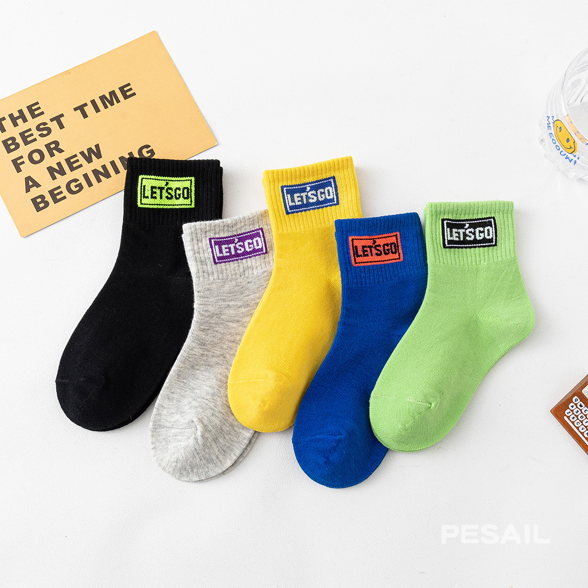 春秋薄款男童英文运动橡筋中筒袜