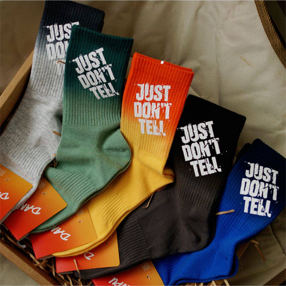 潮袜男士纯棉袜子扎染袜风格街头风字母袜滑板袜欧美风长筒袜个性