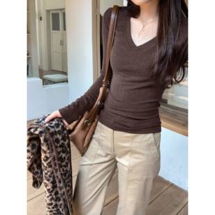 2026新款V领内搭打底衫春秋今年流行爆款修身长袖T恤正肩显0208e
