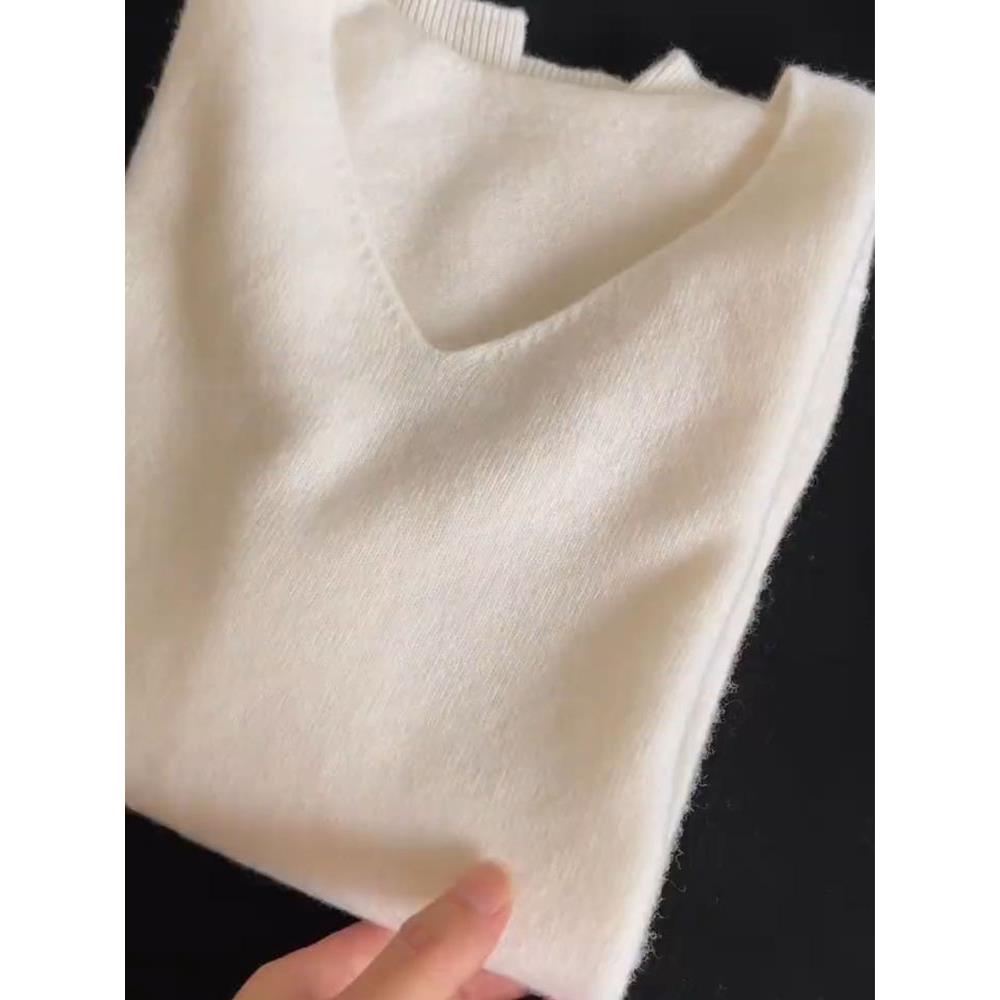 秋冬白色V领打底衫女新款宽松内搭毛衣长袖针织衫上衣1121z