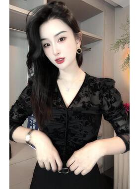 秋季新款V领网状长袖t恤女士黑色底裤衬衫高底优雅修身上衣1228w