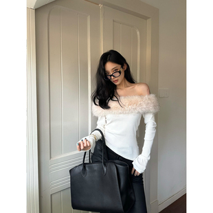 FYFTHX 小众设计白色毛毛领一字肩长袖针织衫女露肩抹胸辣妹上衣
