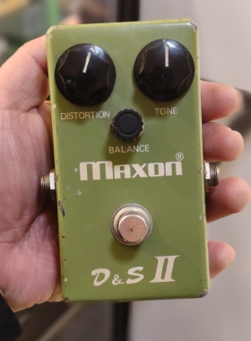 日产元年70年代maxon dsII 过载失真单块效果器