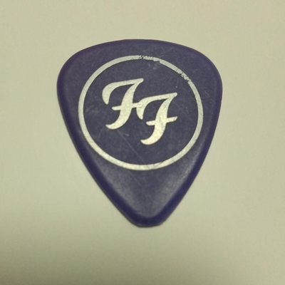 Foo fighters 乐队2003 onebyone 演唱会吉他拨片