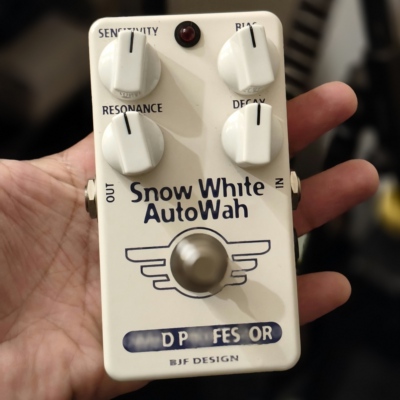 手焊Mad Professor Snow White AutoWah自动哇音效果器
