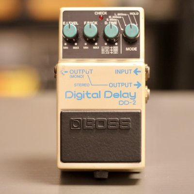 元年首月日产蓝标boss dd2delay 延迟效果器