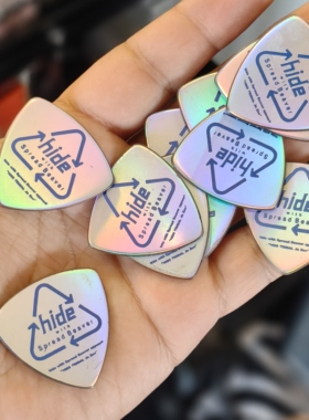 绝版fernandes日产 hide with spread beaver Kiyoshi 吉他拨片