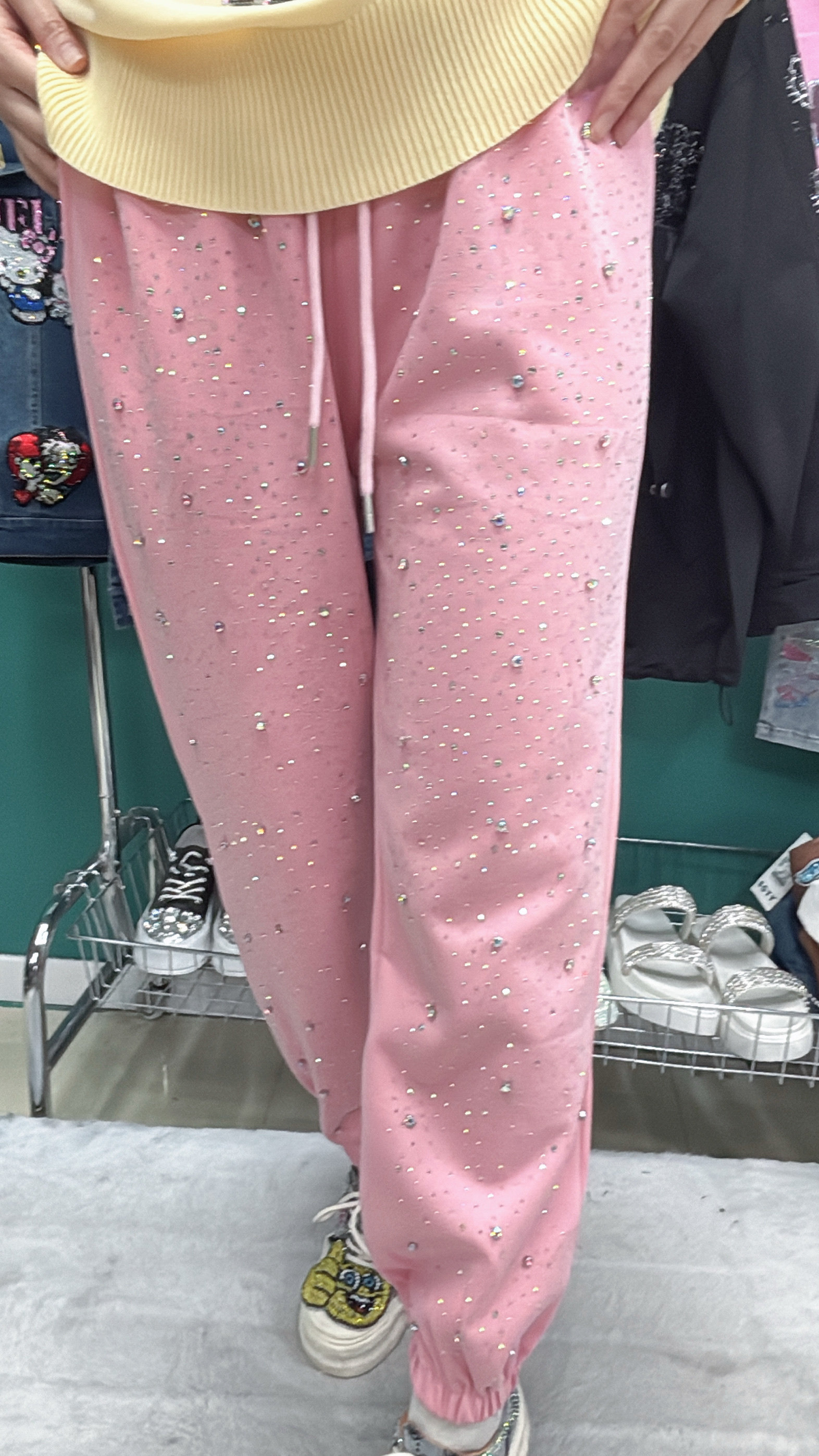 阿静家时尚重工烫钻运动卫裤女春季新款高腰宽松显瘦束脚百搭女裤
