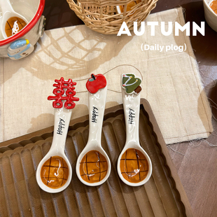 25年新款圣诞釉下彩手绘陶瓷勺子家用饭勺调羹甜品蛋糕勺子礼物