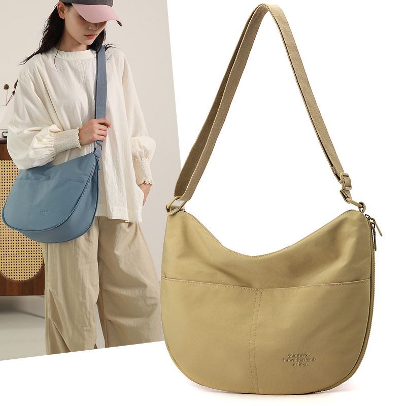 ColorfulFox新款女士户外休闲包