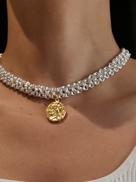 ALIG**RI 圆盘人像 复古质感项链