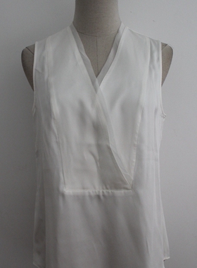 Cath**ne Mal**drino高级质感 优雅 光泽真丝无袖上衣