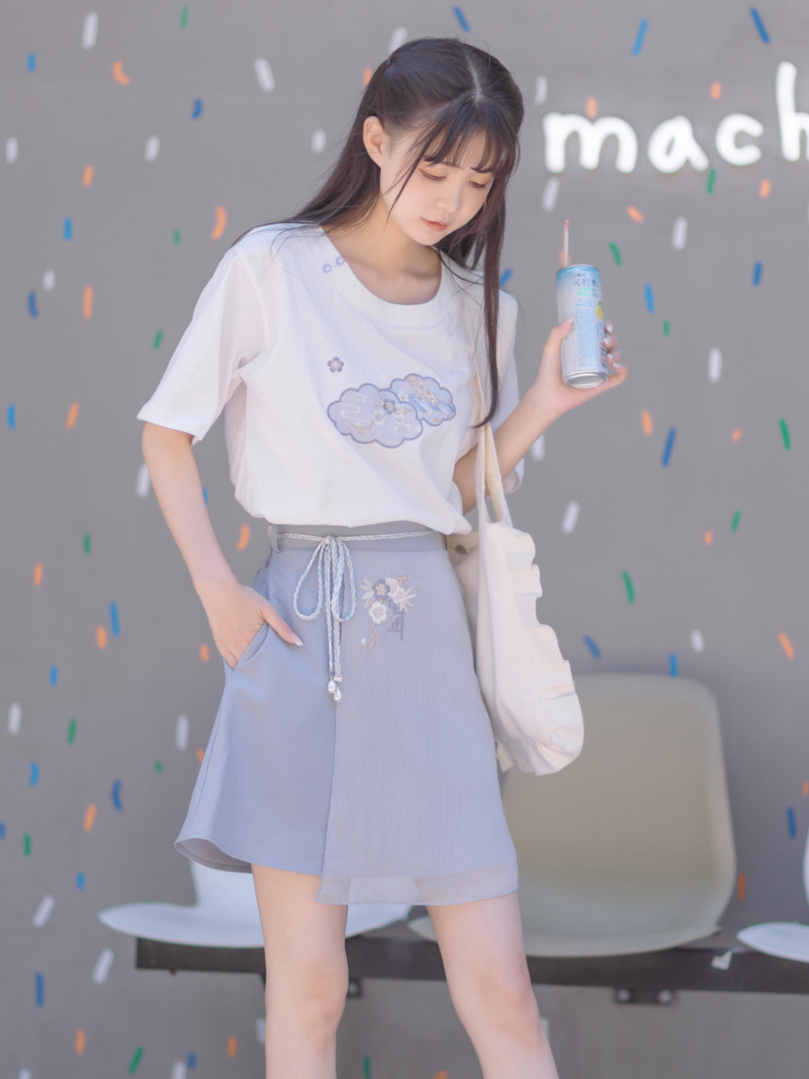 小清新国风女装套装裙女夏季国潮穿搭软妹短袖t恤刺绣短裙两件套