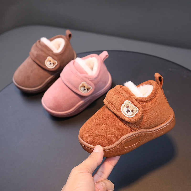 儿童冬季简约魔术贴雪地靴