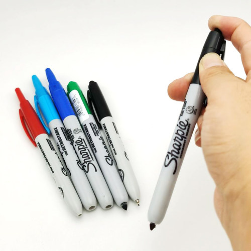 油性伸缩按压无帽防干自动记号笔