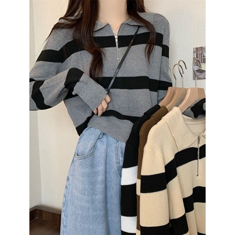 条纹复古慵懒风Polo领宽松毛衣女早秋季2025年新款设计感针织上衣,女装/女士精品,毛针织衫,淘宝优惠券,粉丝福利购,淘宝优惠卷
