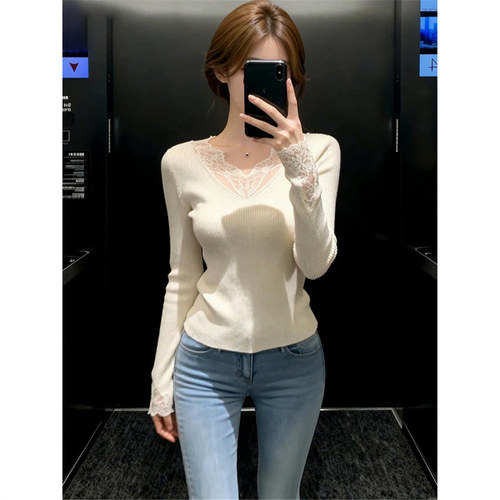 春秋冬高级感蕾丝拼接v领针织打底衫女长袖修身显瘦内搭毛衣上衣