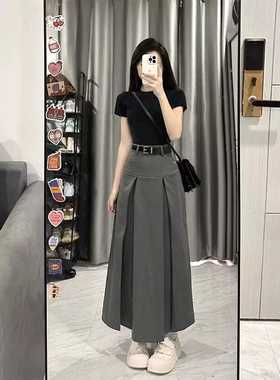 黑色正肩t恤女短袖夏季圆领百搭修身显瘦纯欲紧身短款辣妹小上衣