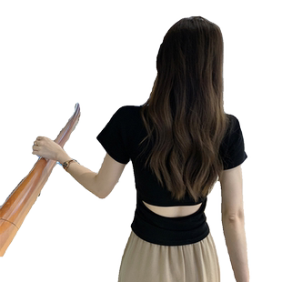 夏季修身显瘦正肩黑色t恤女短袖美式高街纯欲辣妹短款露背上衣服