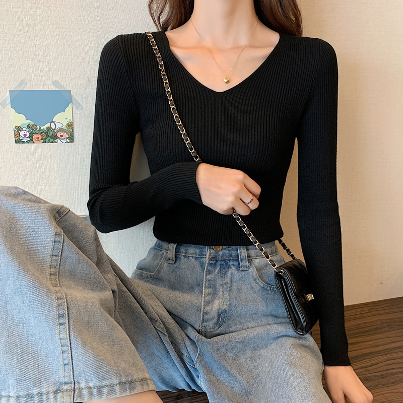 2021新款v领紧身长袖内搭毛衣女秋冬薄款洋气修身针织打底衫上衣