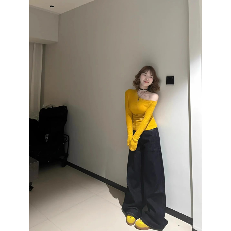 早秋薄款内搭t恤女长袖打底衫露肩斜肩设计感小众修身甜辣妹上衣