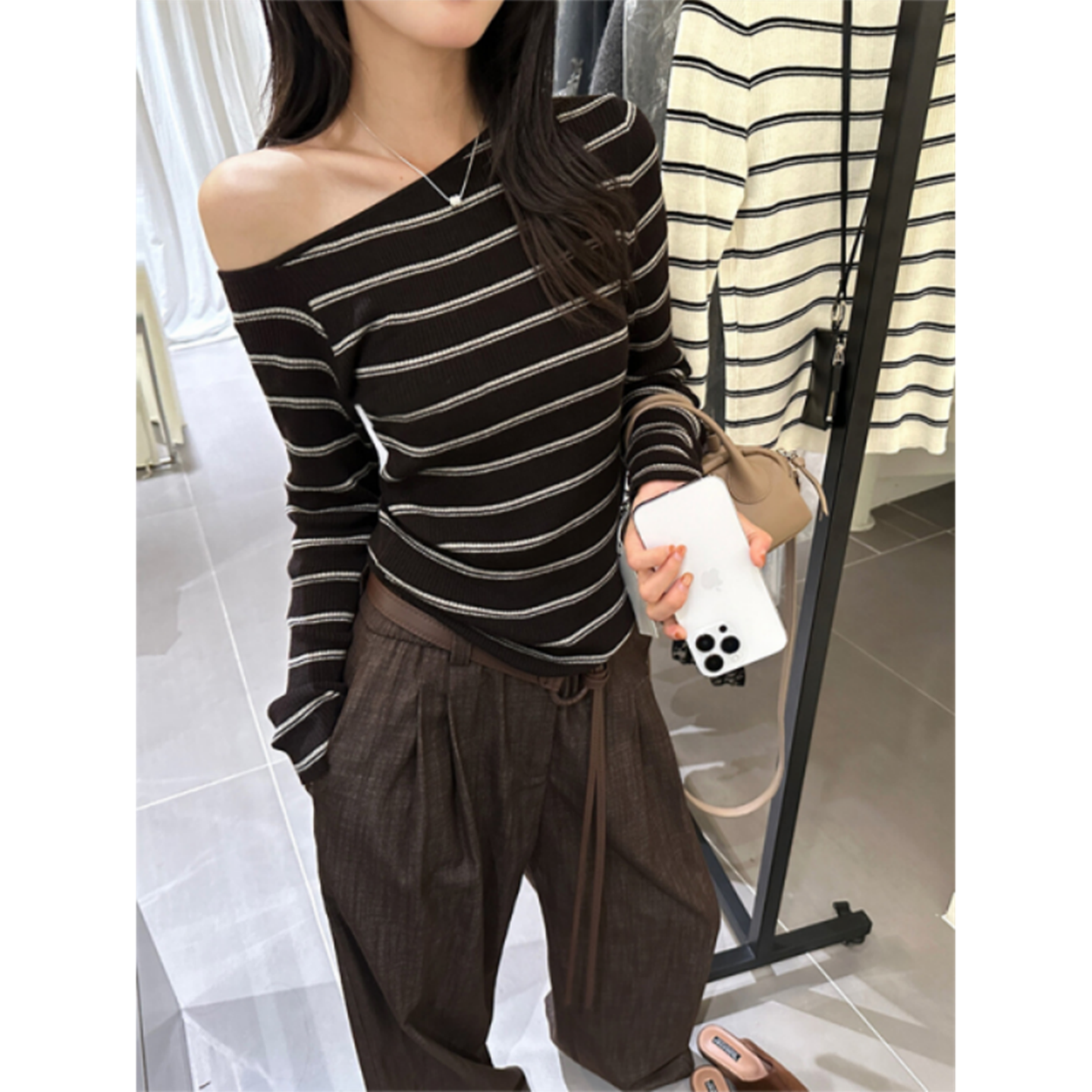 春秋冬纯欲辣妹一字肩长袖打底针织衫上衣斜肩露肩条纹毛衣女内搭,女装/女士精品,毛针织衫,淘宝优惠券,粉丝福利购,淘宝优惠卷
