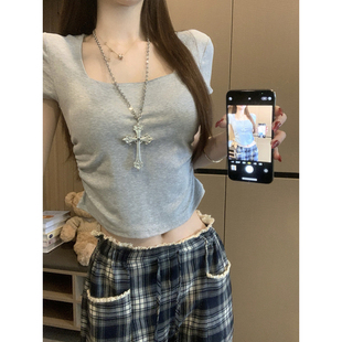 绝美漂亮巨好看 方领正肩t恤女短袖 短款 夏季 上衣 设计感收腰修身