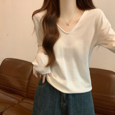 春秋薄款宽松慵懒风v领长袖针织衫上衣秋冬内搭白色毛衣女打底衫