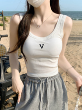 带胸垫白色背心女外穿夏季设计感小众美式辣妹内搭美背小吊带上衣