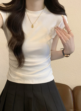 白色正肩t恤女短袖夏季修身紧身显瘦短款褶皱纯欲甜辣小飞袖上衣