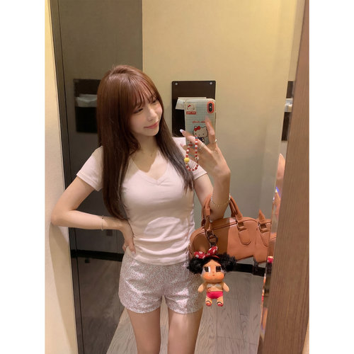 纯欲v领短袖t恤女2026夏季新款修身显瘦百搭基础款休闲风粉色上衣