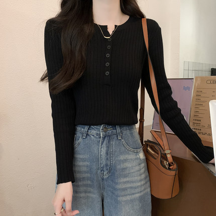 黑色毛衣女秋冬新款百搭圆领长袖打底针织衫修身显瘦内搭上衣春秋