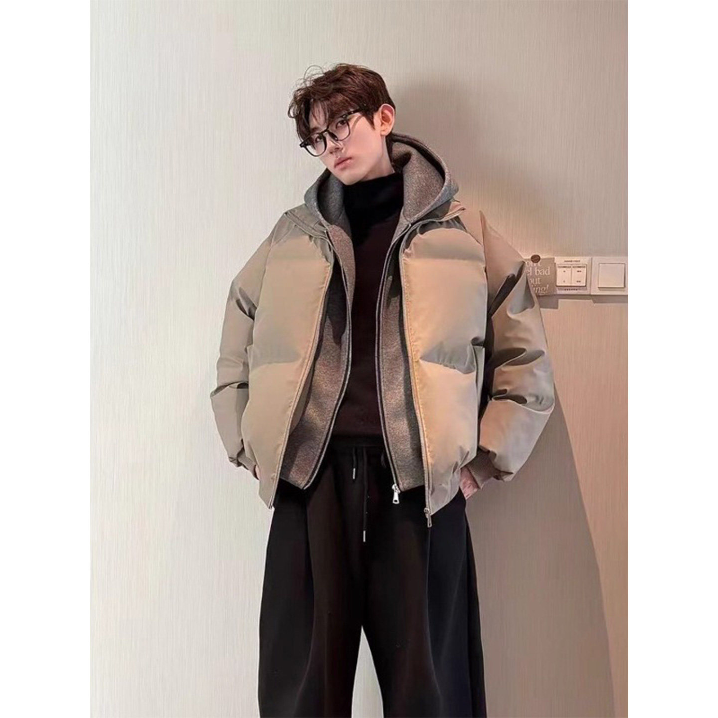 假两件拼接连帽羽绒棉服男外套