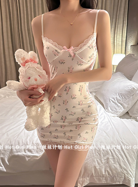 带胸垫夏季性感碎花吊带睡裙纯欲蕾丝边薄款禁欲系睡衣女qqny内衣