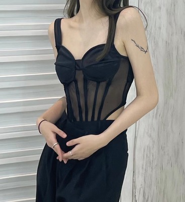 cjxnh高级感吊带上衣辣妹小众