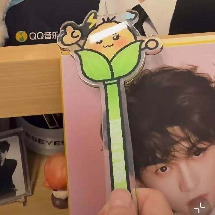 新款高颜值雷朋甜玉米亚克力打卡棒学生应援送朋友演唱会物料可爱,模玩/动漫/周边/娃圈三坑/桌游,谷美,淘宝优惠券,粉丝福利购,淘宝优惠卷