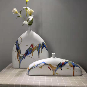 简约田园色釉扁平陶瓷花瓶插花家居装饰电视柜客厅桌面摆件工艺
