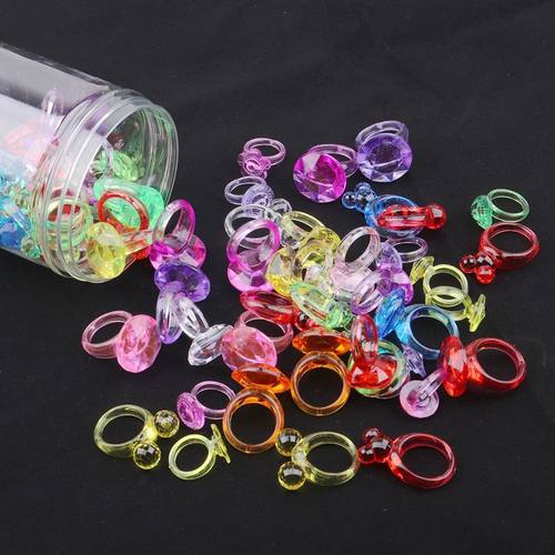 塑料摆摊热销彩钻戒指可爱