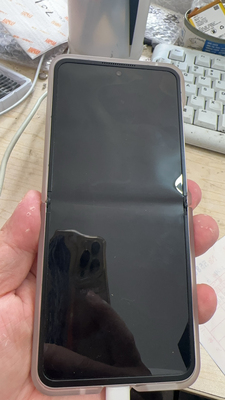 威图 vertu IRON flip折叠屏手机维修带框屏幕支持寄修