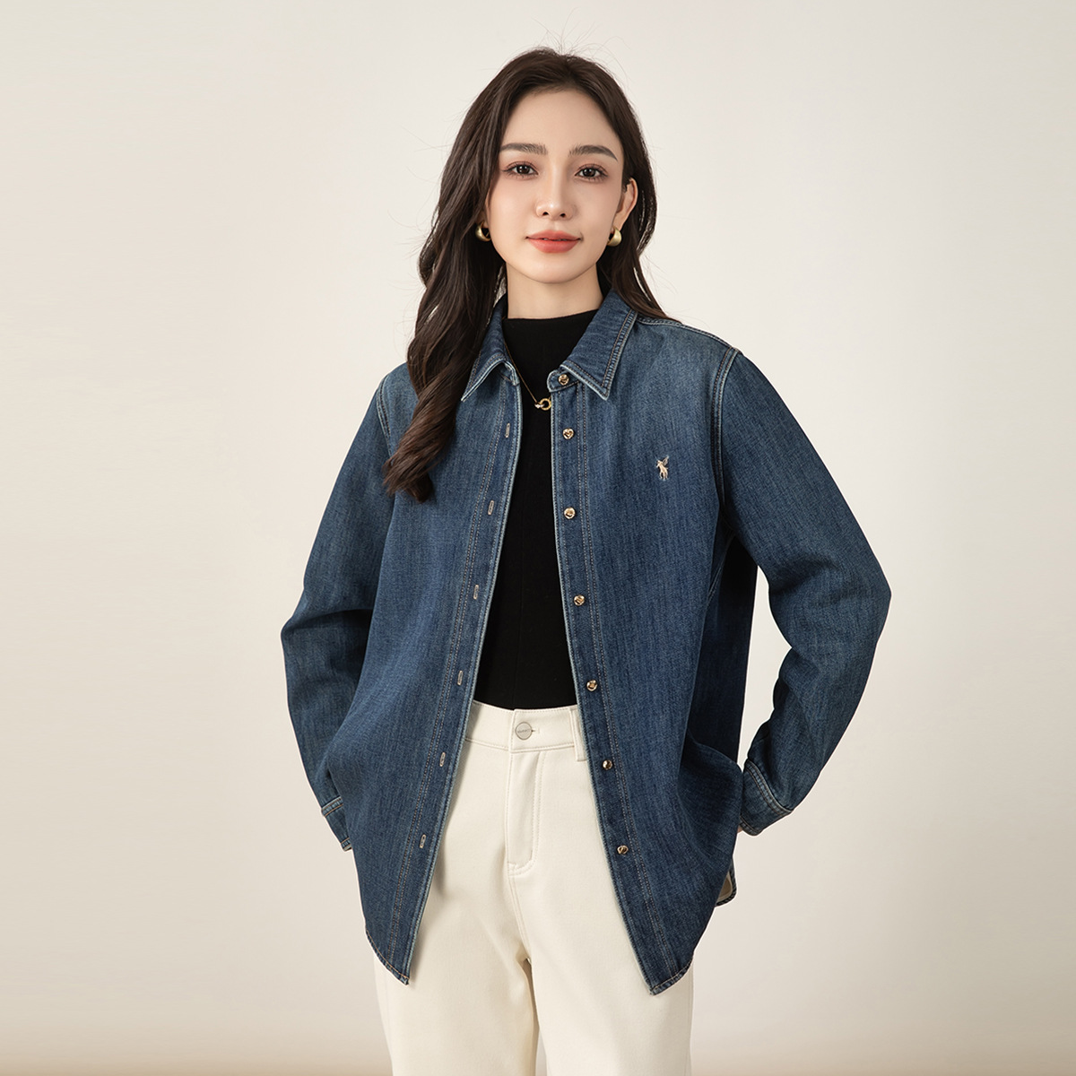 牛仔衬衫外套女秋冬加绒加厚2025年新款休闲宽松复古叠穿上衣休闲