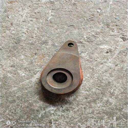 机床配件机床配件大连CW6163/CW6180车床开关杠手柄座6048内孔20/