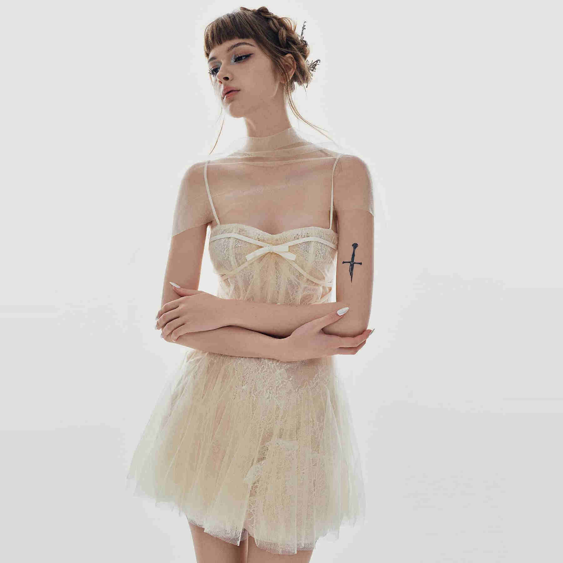 NANA代购【Mirae】纯欲甜妹鱼骨薄纱吊带蝴蝶结连衣裙