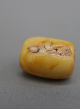 男女通用天然原矿老蜜蜡散珠古珠